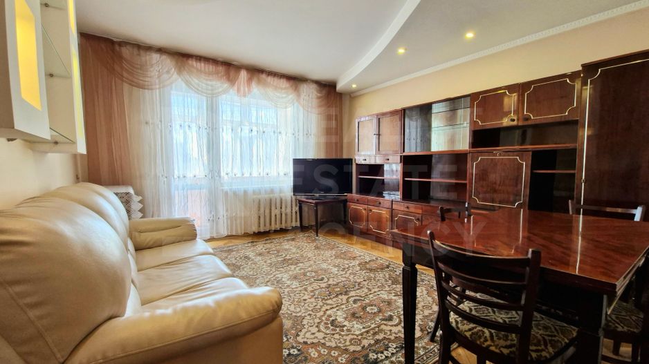 Chirie, apartament, 3 camere, Strada Calea Ieşilor, Sculeni - Poză 2
