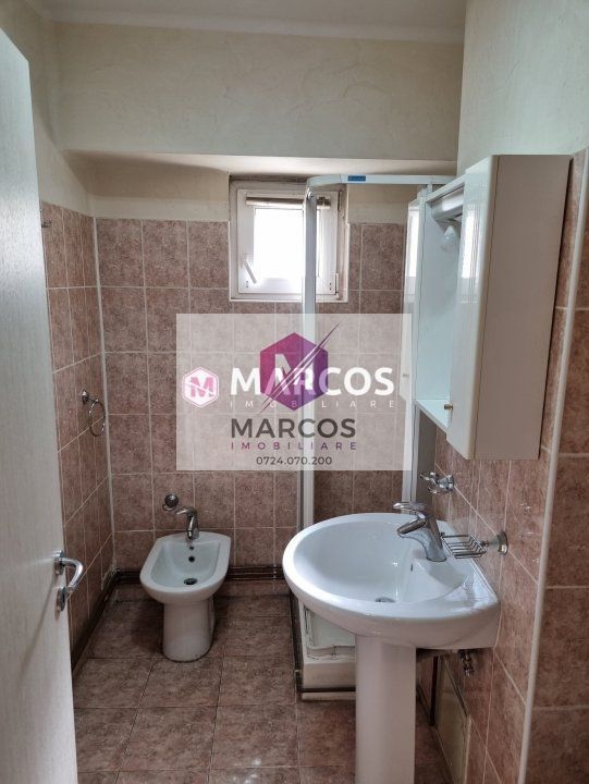 Apartament 3 camere, et.2, Central, ID 953 - Poză 4