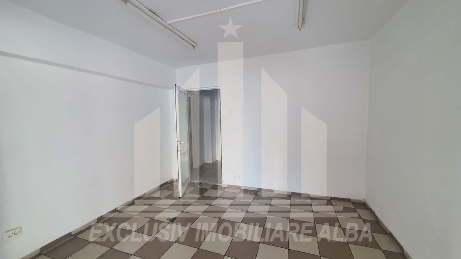 Spatiu comercial de inchiriat, Cetate - Poză 4