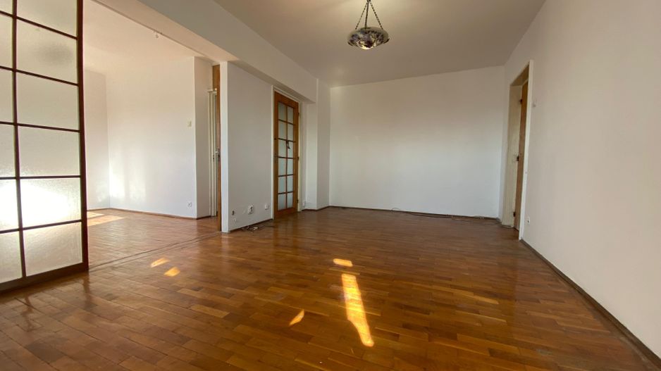 Apartament 3 camere B-dul Banu Manta - Poză 1