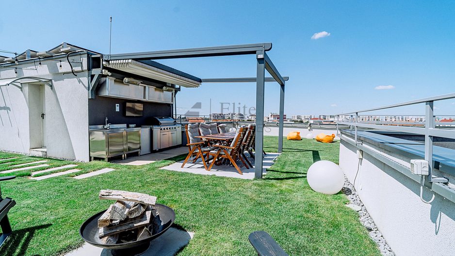 Penthouse de lux 530 mp ultracentral in Oradea - Poză 70