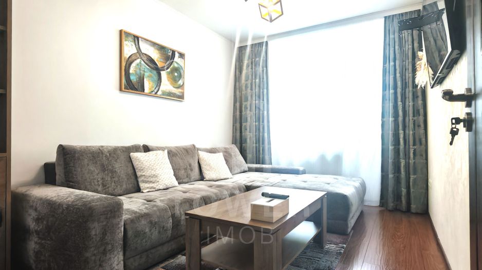 Apartament cu 3 camere 74 mp de vânzare în zona Turnisor - Poză 1