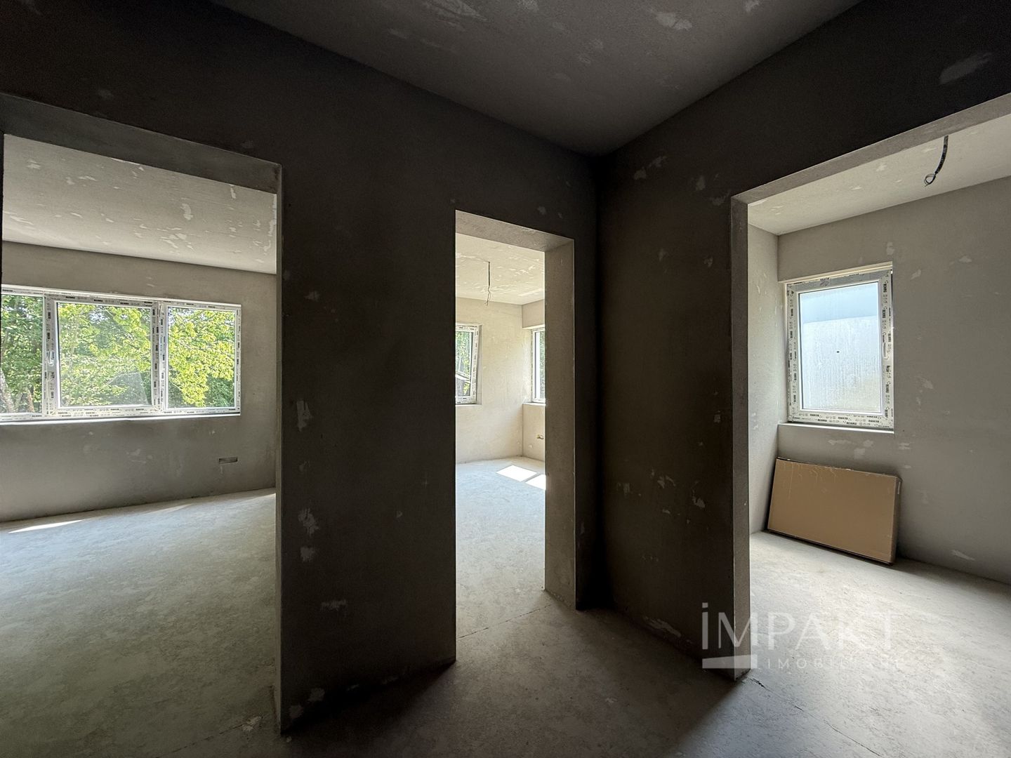 Case cuplate la liziera padurii , ideale pentru 2 familii ! - Poză 29