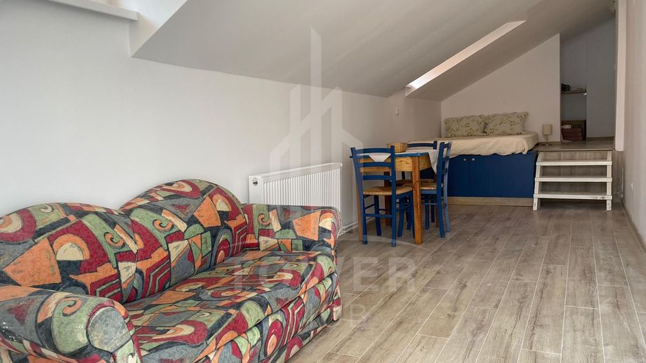 Apartament tip studio - zona 9 Mai - Poză 1