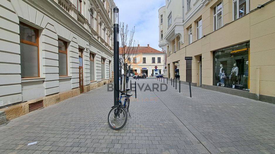 Apartament cu 3 camere, zona ultrcentala, Piata Muzeului! - Poză 2