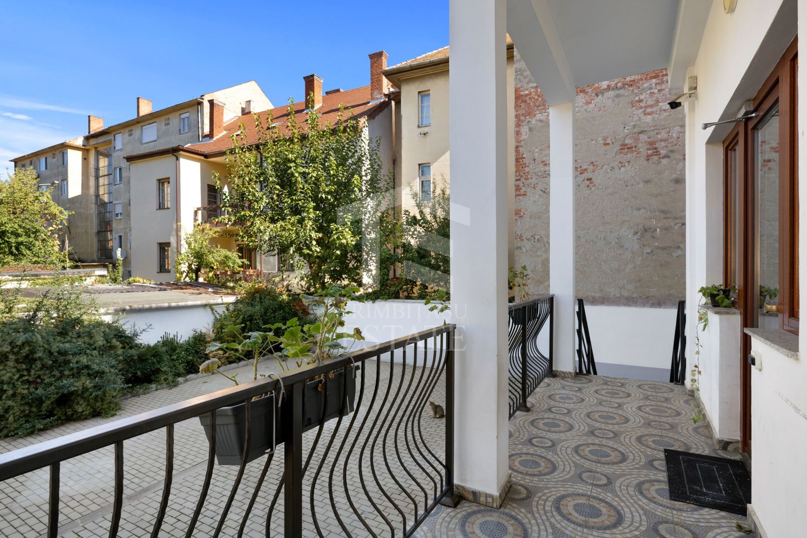 ULTRACENTRAL | Spatiu Comercial | Etaj 1 + Mansarda 450mp | Impecabil - Poză 5