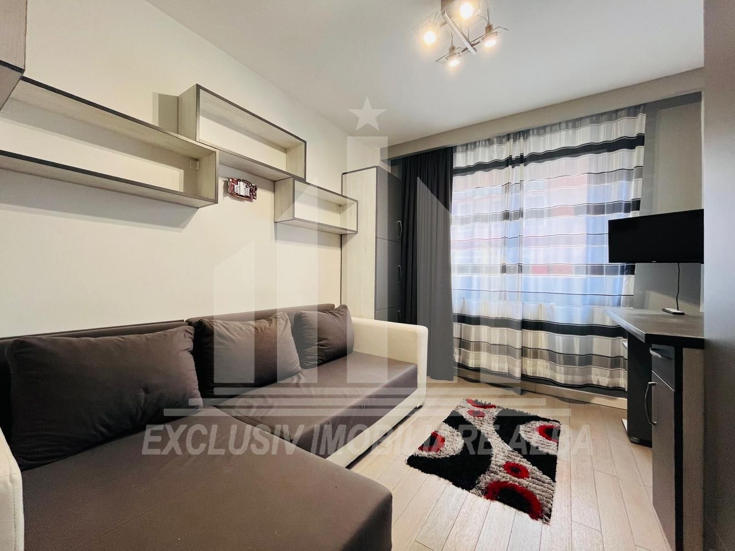 Apartament 4 camere decomandate | 85 mp | 2 bai | Cetate - Poză 3