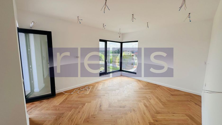 VILA DE VANZARE |  CORBEANCA | 5 CAMERE - Poză 11