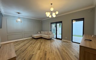 Duplex despartit prin garaj. Zona centrala - langa padure - Poză 2