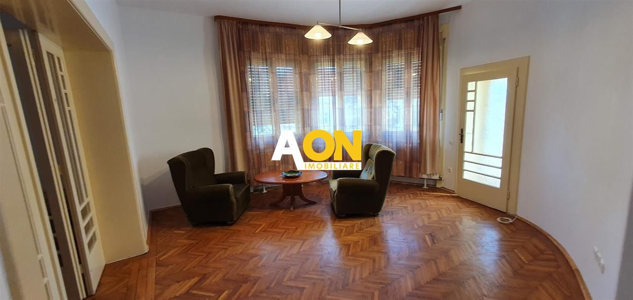 Casa situata ultracentral langa Poarta I a Cetatii Alba Carolina - Poză 4