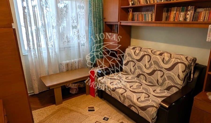 Apartament decomandat 4 camere 90 mp-balcon-Zona Centrala - Poză 1