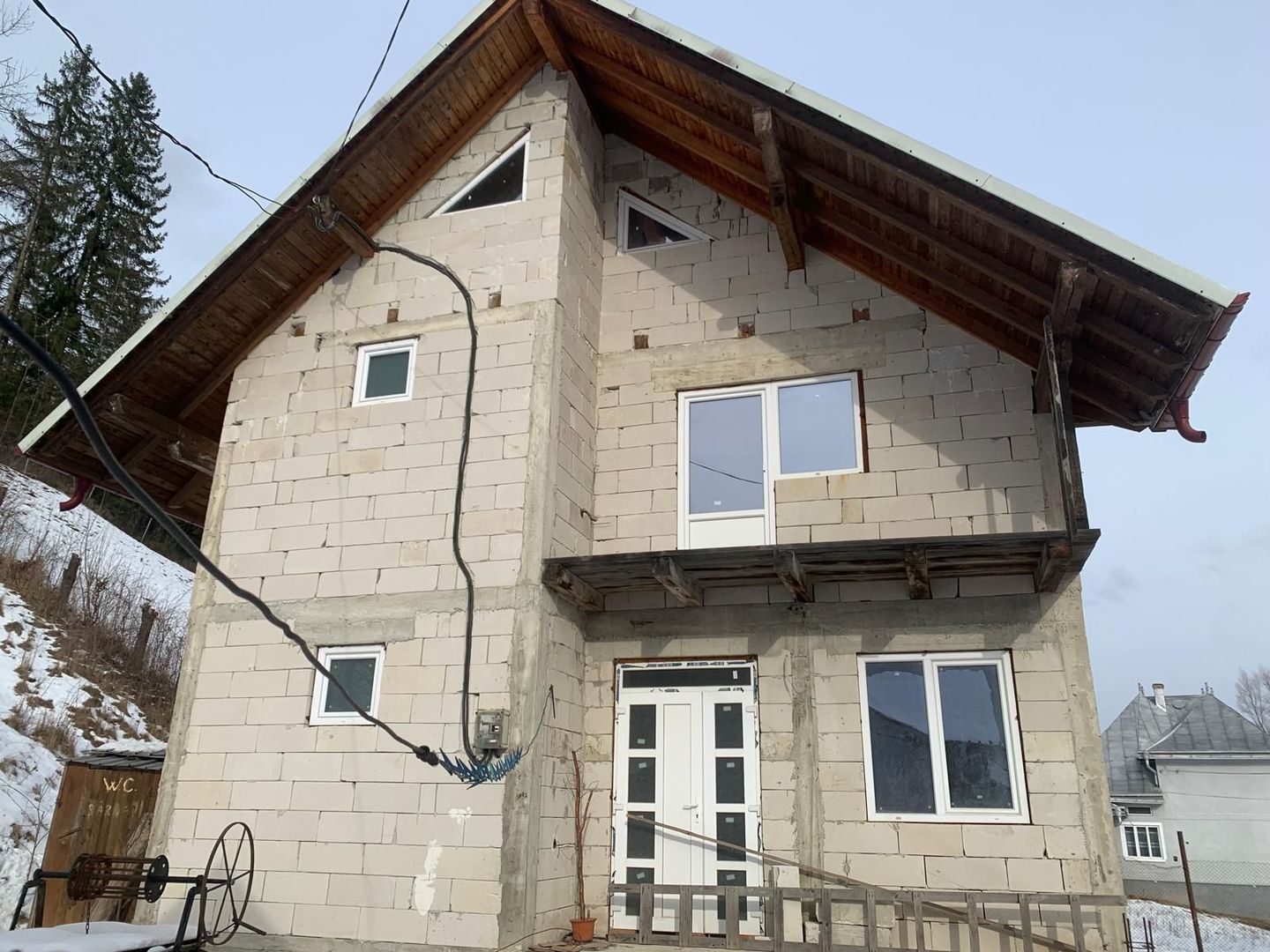 Casă P+E+M Putna | 300 mp utili | Teren 2.200 m - Poză 3