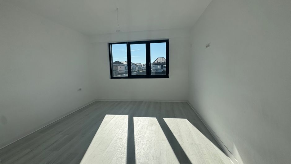 Vila 5 camere Otopeni Central-bucatarie si finisaje incluse - Poză 14