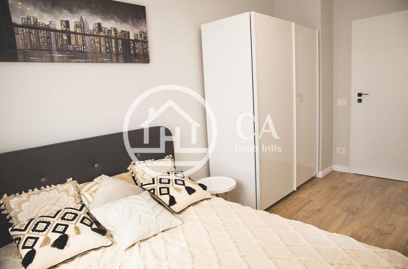 Apartament de vânzare cu 3 camere în PRIMA ONEȘTILOR, Oradea - Poză 3
