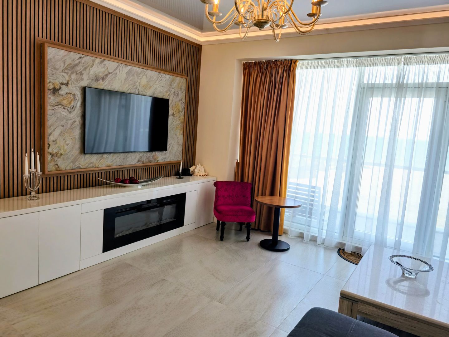 Apartament de lux cu 3 camere în Resort White Sea – Mamaia Nord - Pe malul marii - Poză 3