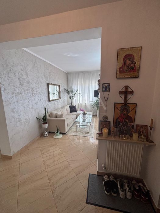 Apartament la cheie, mobilat, utilat, parcare inclusă. Mutare imediată - Poză 3