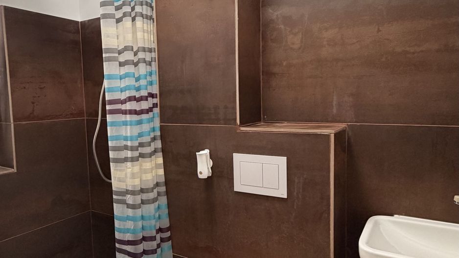 CASA TIP DUPLEX - Poză 9