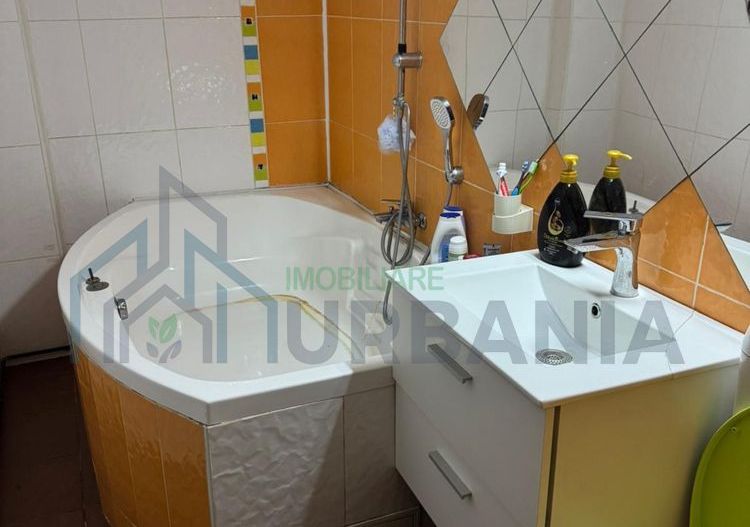 O camera de inchiriat GARĂ - Poză 4