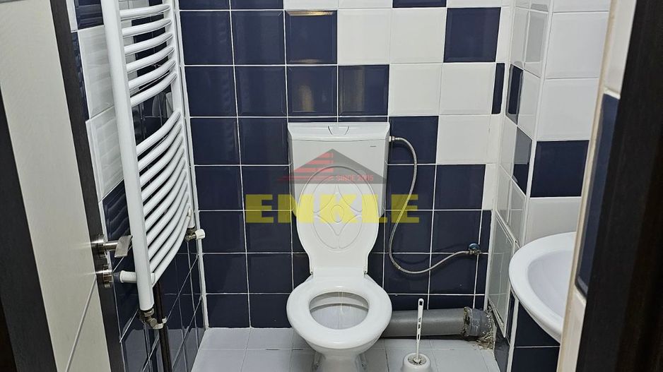 Închiriere spațiu comercial – Piața Mică - Poză 4