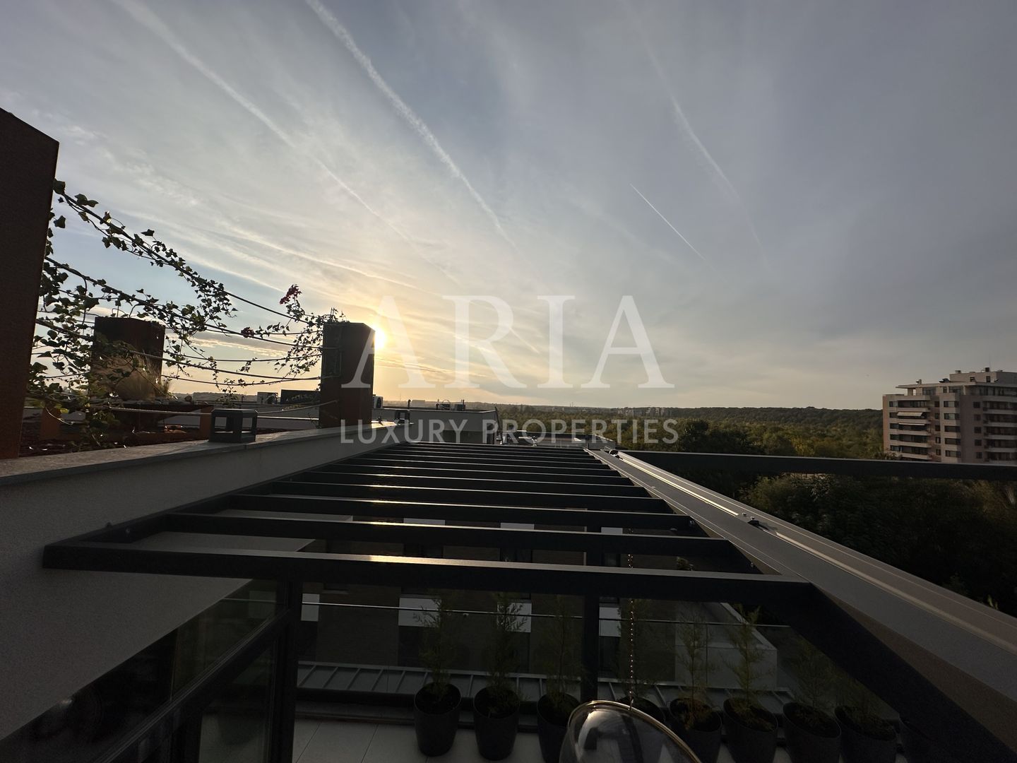 BELAIR LAKE - Penthouse duplex - LAKEFRONT - - Poză 34