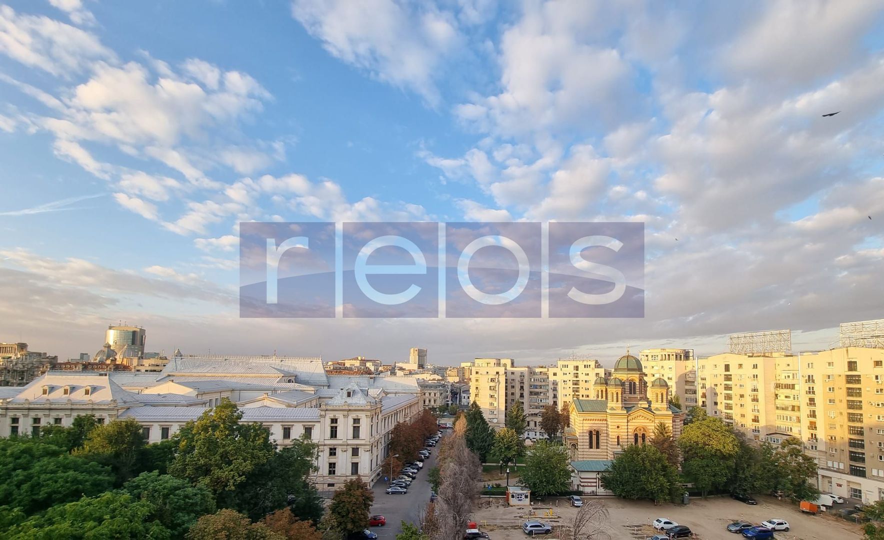 VANZARE 3 CAMERE | DECOMANDAT | VEDERE PANORAMICA | ZONA UNIRII - Poză 1