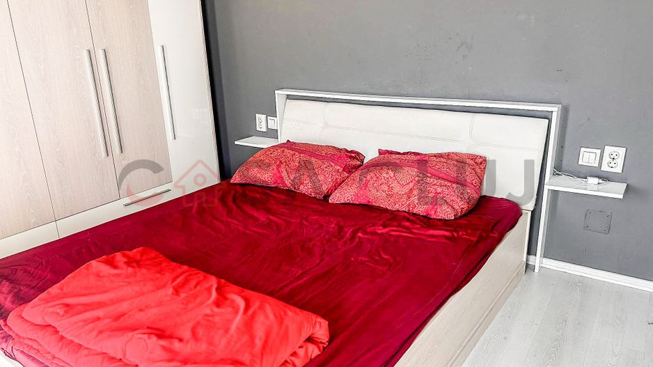 Etaj intermediar, bloc nou, parcare subterana extra - Poză 4