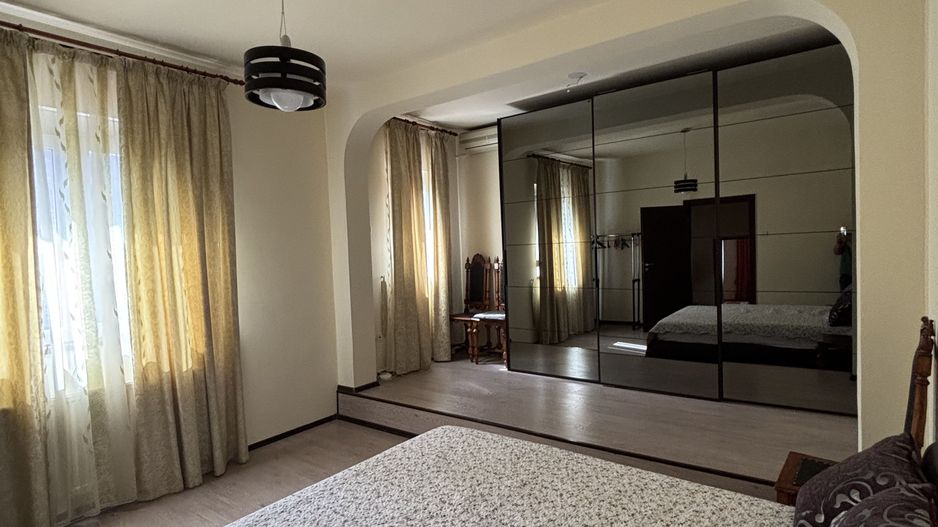 Apartament privat la casa la 5 minute de Piața Victoriei - Poză 42