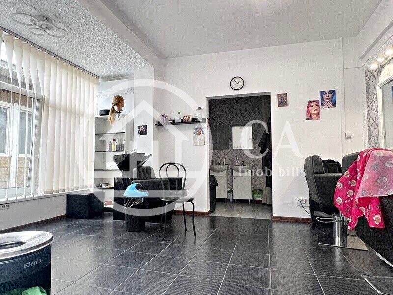 Spatiu comercial de vanzare in zona Rogerius, Oradea - Poză 2