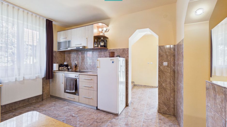 Vilă cochetă 4 camere P+M în Munar - Poză 6