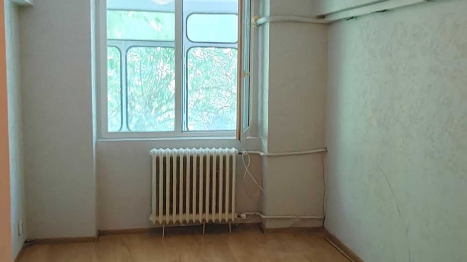 Tineretului // 71mp // nerenovat - Poză 2