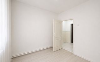 Garsonieră renovată | Parter | Calea Buziașului - Poză 2
