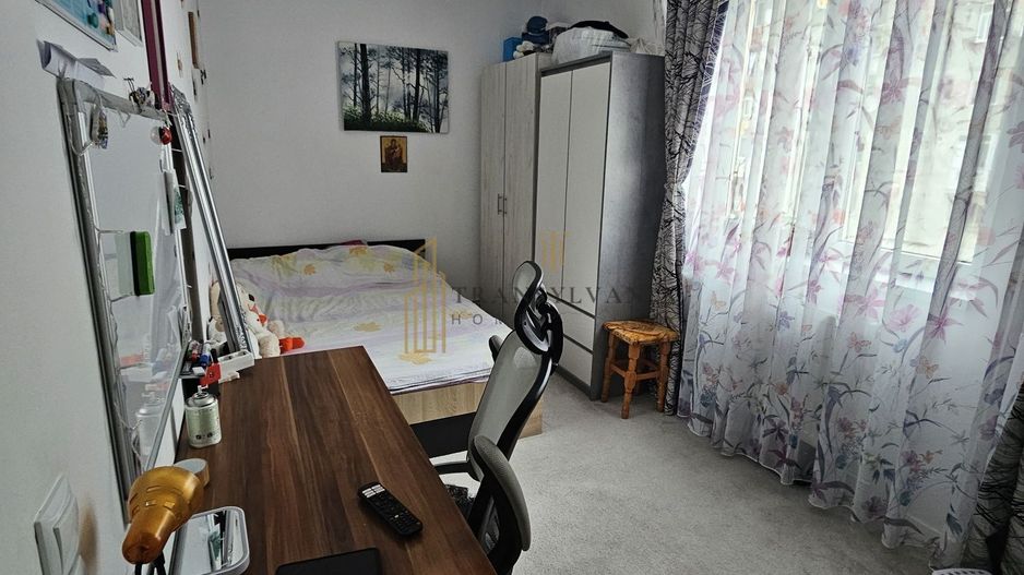 Vând apartament 2 camere decomandat - Poză 3