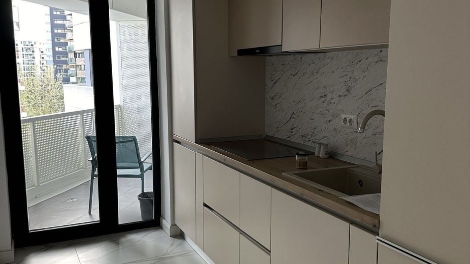 ÎNCHIRIERE DOUA CAMERE HERASTRAU - Poză 3