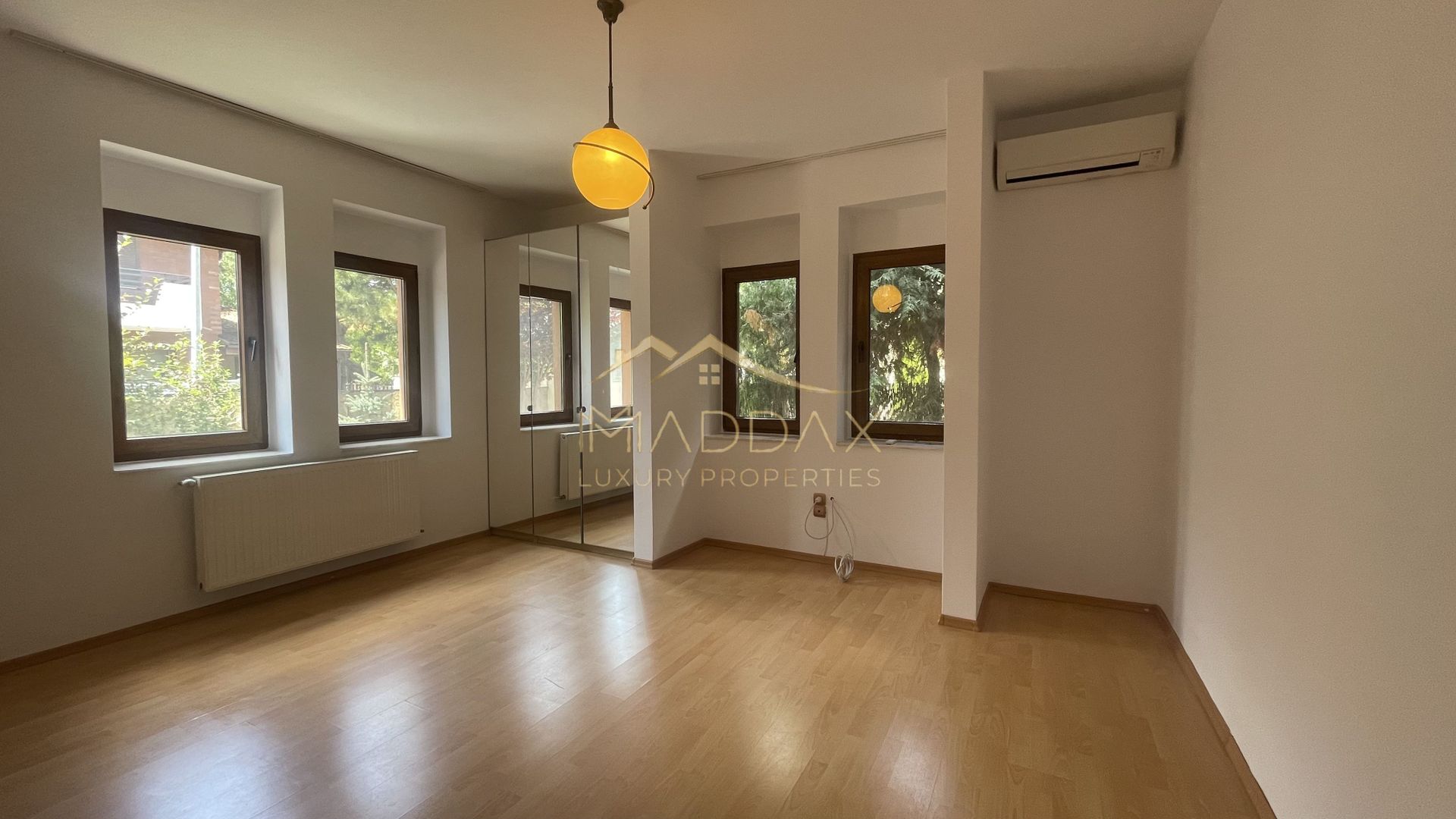 Vila individuala superba***5 camere***garaj //Erou Iancu Nicolae//British School - Poză 5