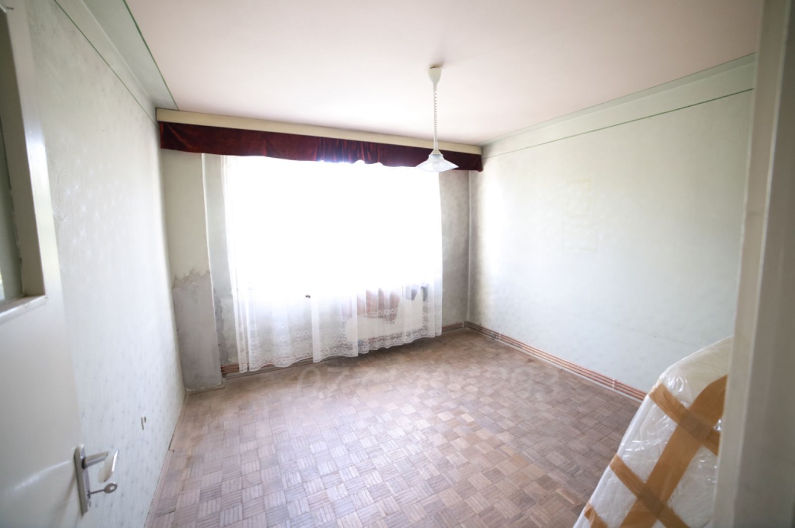 2 Camere Astra-Saturn, liber, 85000Euro - Poză 7