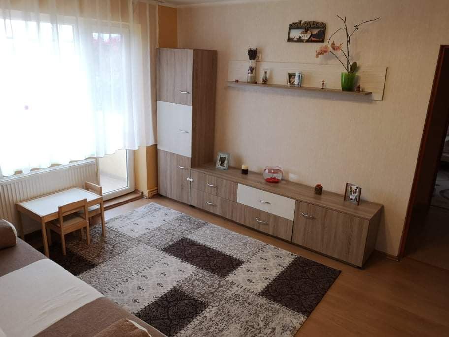 Ag EUROPA vinde ap 2 cam 48mp etaj 4 în zona Carpați 1. - Poză 1