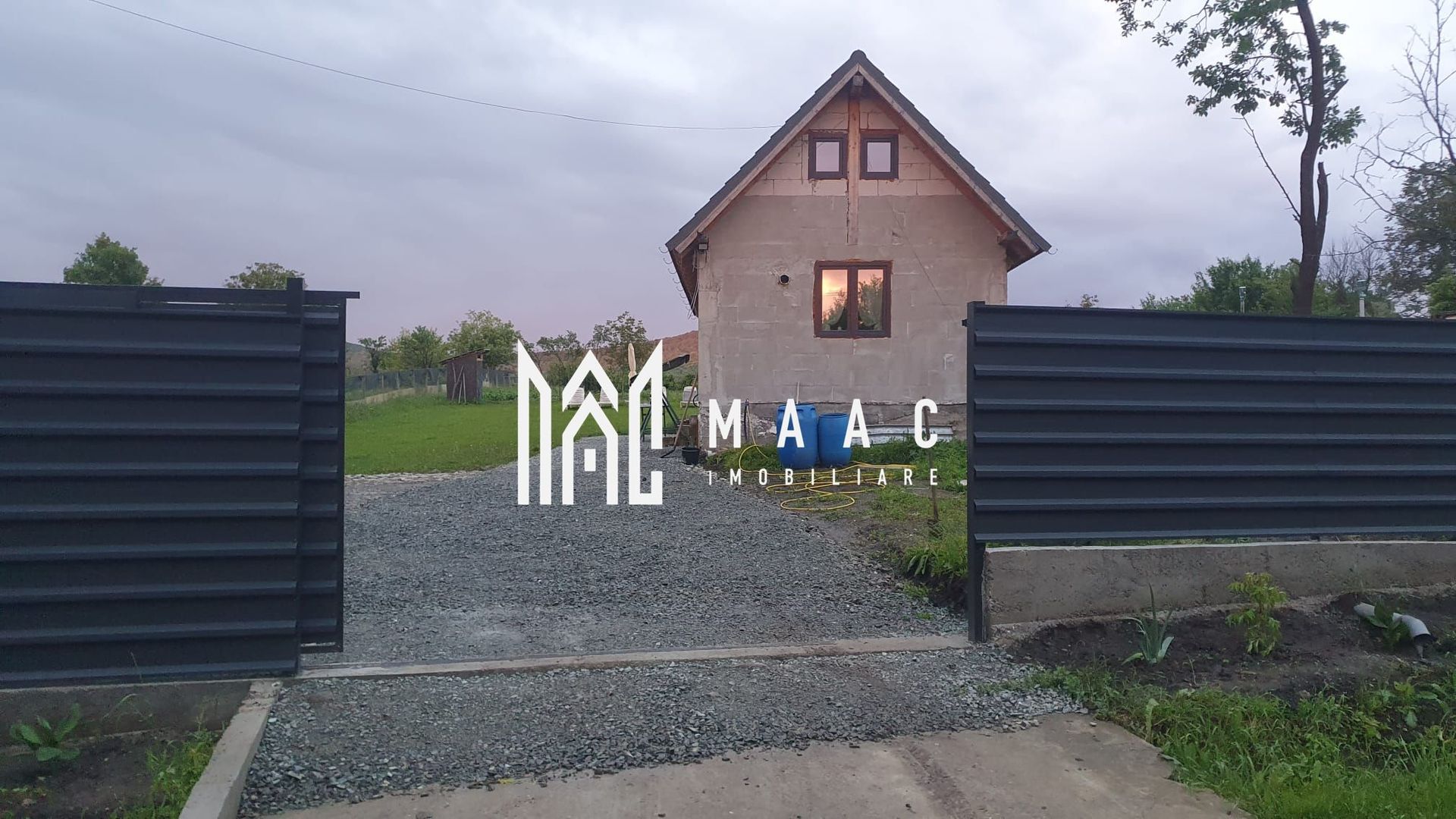 Casa 2 camere I Decomandata I  Curte I Ocna Sibiului - Poză 1