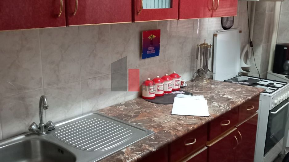 Vânzare apartament 3 camere Panduri - Poză 1