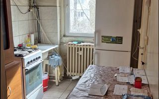 3 camere - 70.4mp - etaj 1 - invesitie - zona linisita - Astra - Poză 4