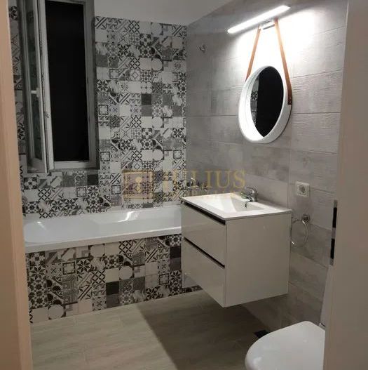 BrayTim/Giroc, ideal pentru un cuplu, centrala proprie, loc de parcare - Poză 2