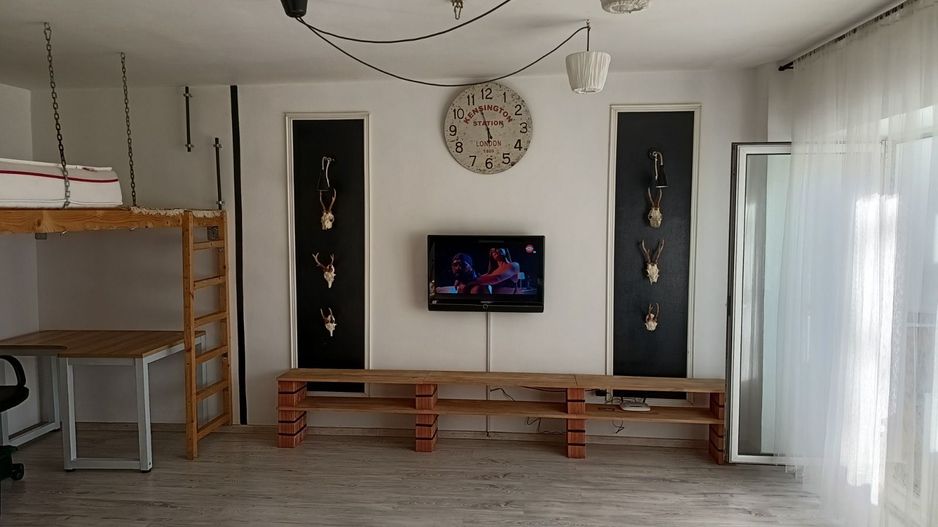 GAROSNIERA DECOMANDATA RENOVATA MOBILATA & UTILATA - Poză 2