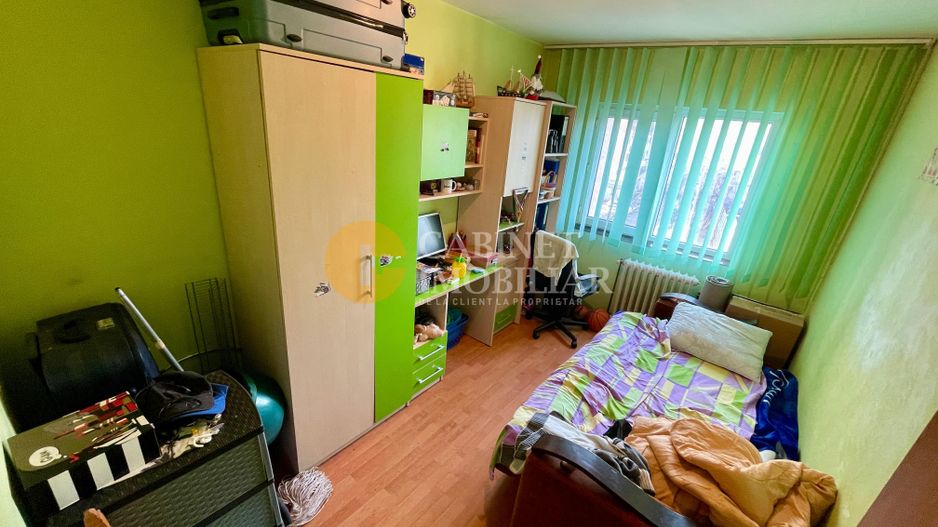 GARA - 3 CAMERE DECOMANDAT - 2 BAI - Poză 2