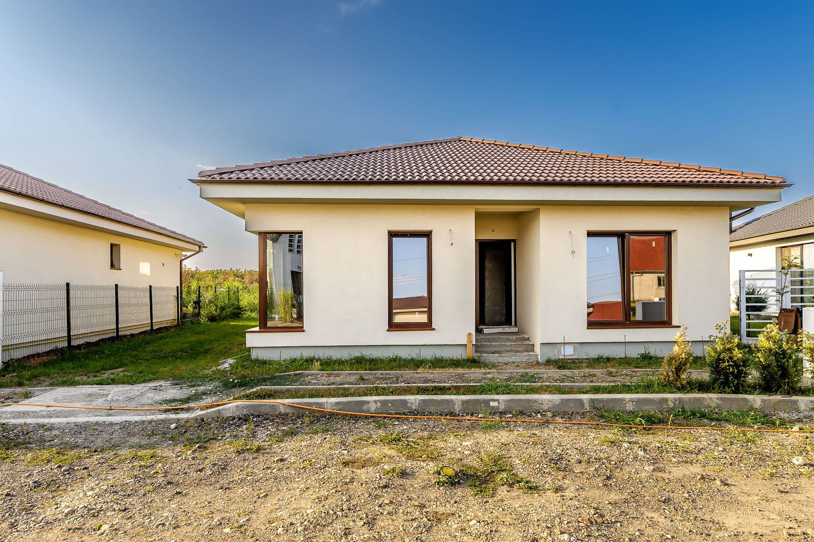 Casă nouă individuală, la preț de apartament. - Poză 5