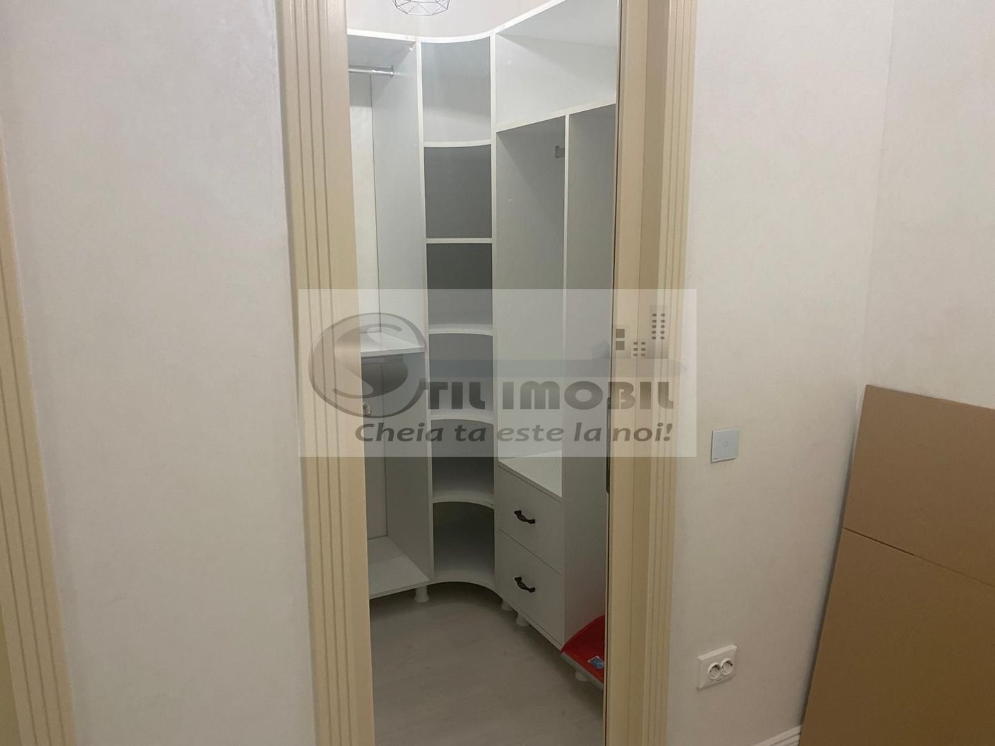 Apartament 2 camere – Royal Town Copou- 470 Euro - Poză 7