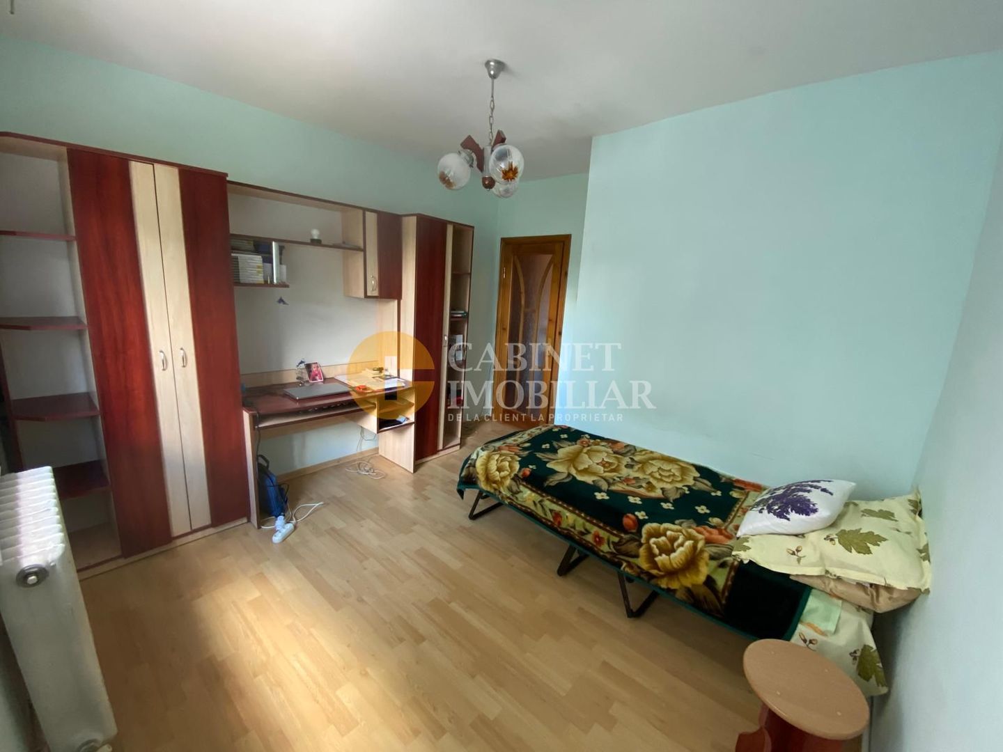 Galata - 2 Camere Decomndat - Etaj 2 - Bloc 1980 - Poză 5