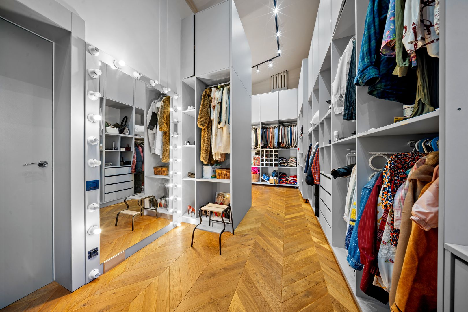 Reprezentare exclusiva! Lux si arhitectura la superlativ! - Poză 14