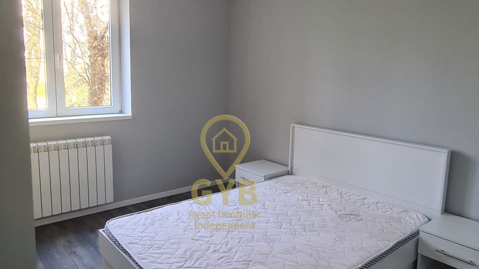 Se închiriază apartament cu 3 camere, renovat recent - Poză 13