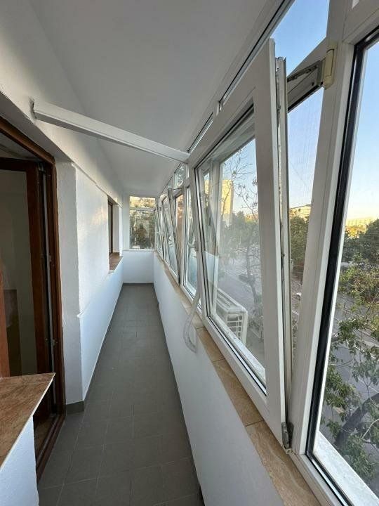 Vand apartament 4 camere Drumul Taberei Valea Argesului 2 - Poză 5