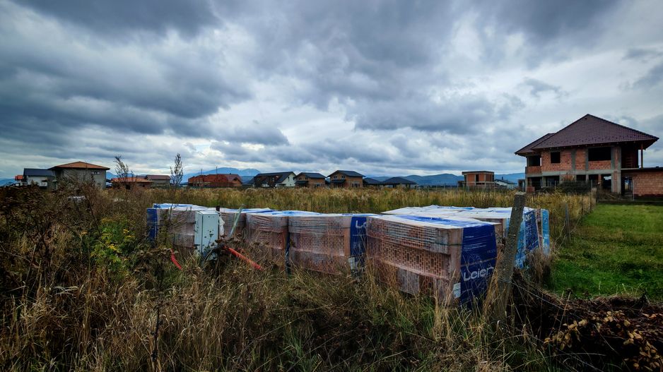 Teren intravilan 500 mp in loc.Cristian jud Brasov pret 58000 euro - Poză 3