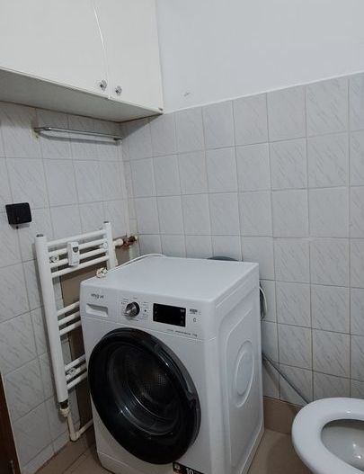 Apartament 2 camere renovat complet, etaj intermediar, liber imediat - Poză 5